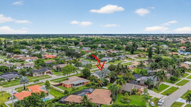 Building Photo - 11294 Pine Valley Dr