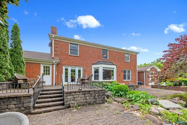 Building Photo - 1217 Indian Creek Rd NW