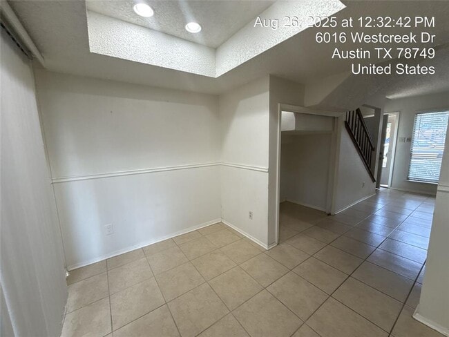 Building Photo - 6016 Westcreek Dr