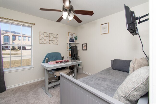 Building Photo - 103 Corral Ct