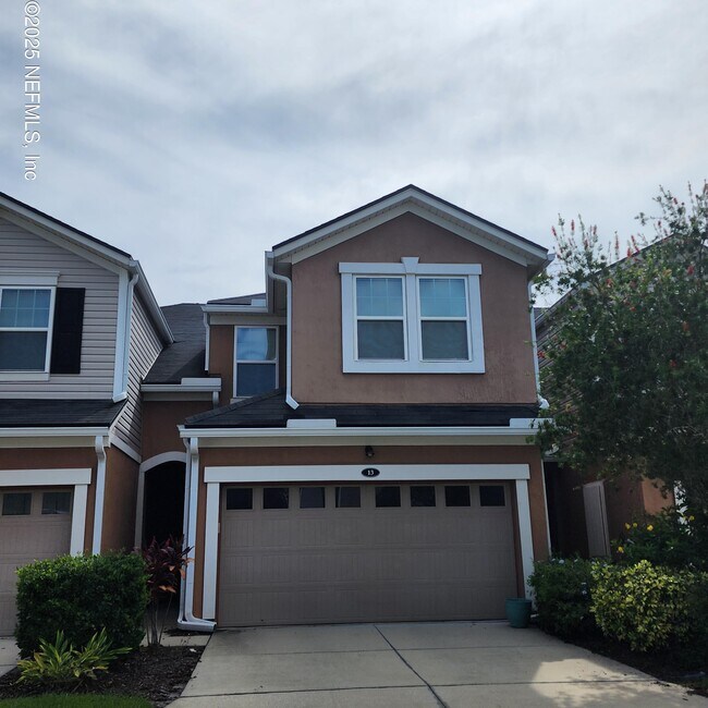 Primary Photo - 13 La Paz Wy