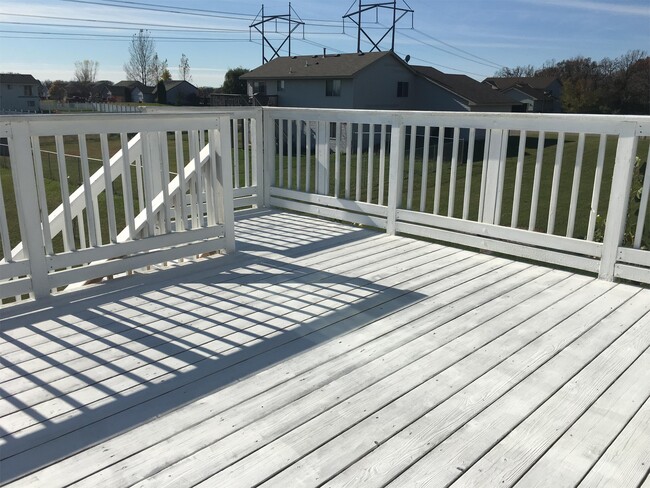 Building Photo - 5726 Egret Ave