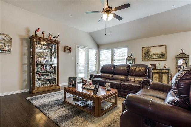 Building Photo - 941 Lake Worth Trl