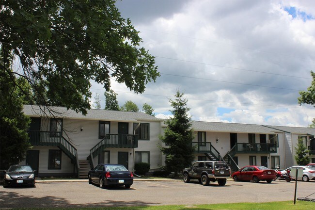 Building Photo - 1300 Brimfield Dr