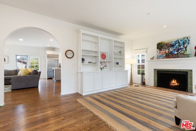 Building Photo - 2316 Washington Ave