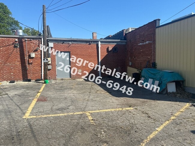 Building Photo - 3414 Fairfield Ave