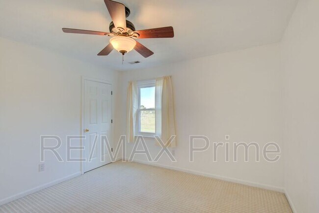 Building Photo - 427 Las Gaviotas Blvd