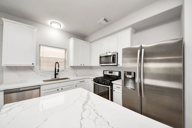 Building Photo - 21114 Twila Springs Dr