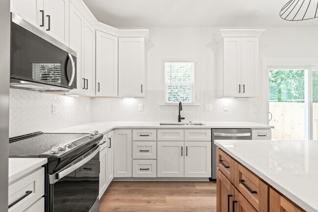 Building Photo - New Construction 3 Bedroom Townhome