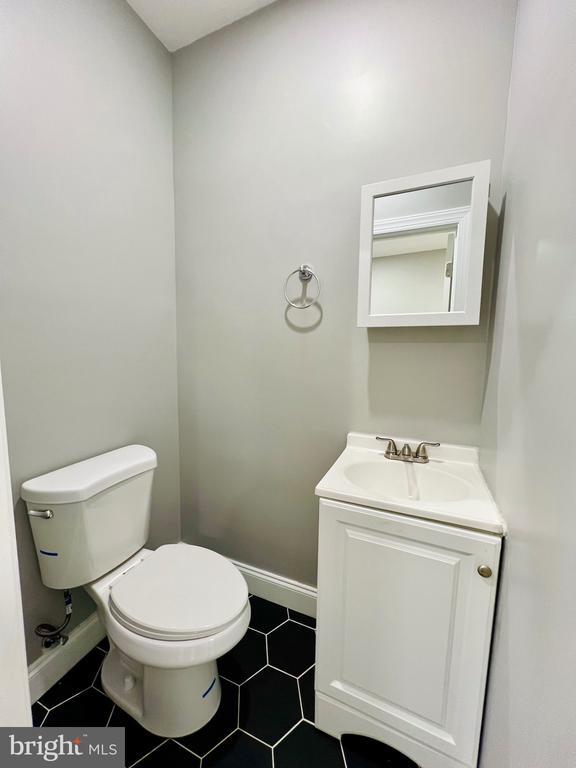 Building Photo - 4311 N Hicks St