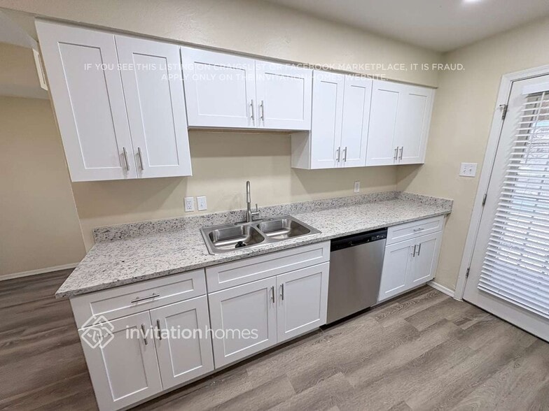 Building Photo - 1161 N Dakota St