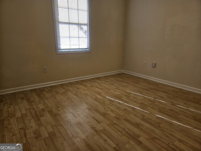 Building Photo - 4121 Burgundy Way