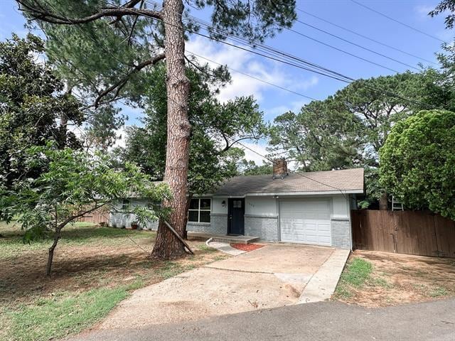 Building Photo - 6600 Lakeside Dr