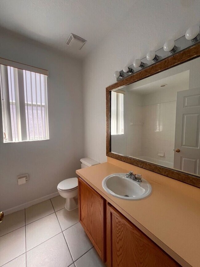 Building Photo - Beautiful Pool Home in Highlands Reserve golf community