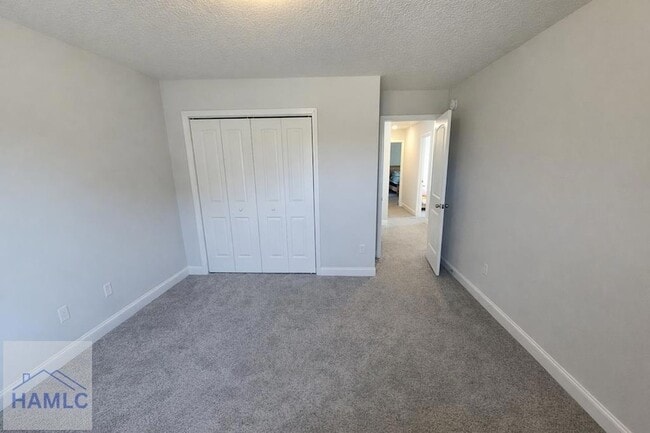 Building Photo - 950 Meloney Dr