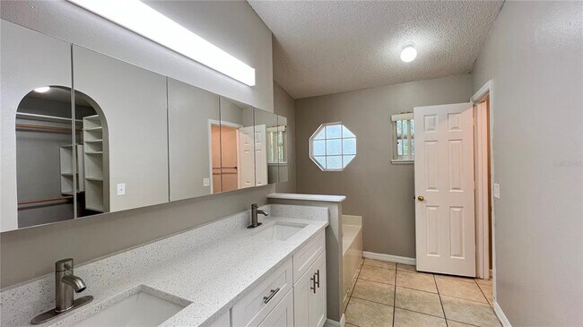 Building Photo - 3831 Cinnamon Fern Loop