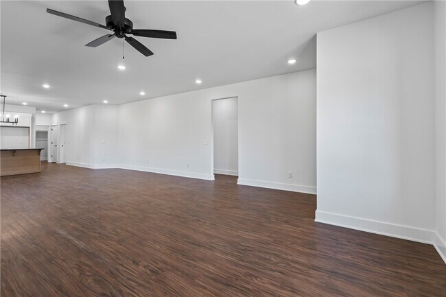 Building Photo - 90 Watson Ln