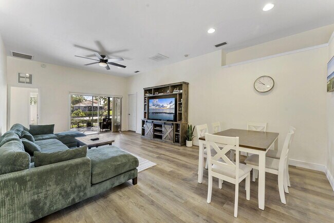 Building Photo - 107 Meadowlands Dr
