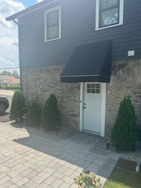 Building Photo - 520 Oaklawn Ave