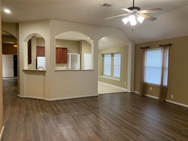 Building Photo - 13223 Heather Falls Dr