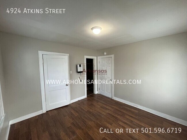 Building Photo - 4924 Atkins St