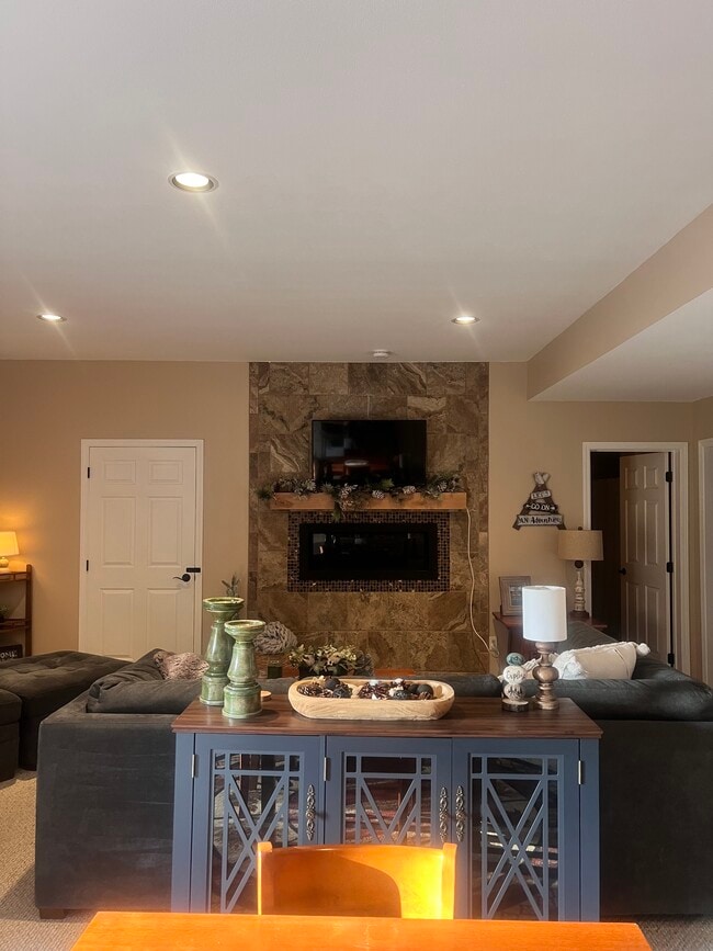 Building Photo - 3441 Masterson Cir