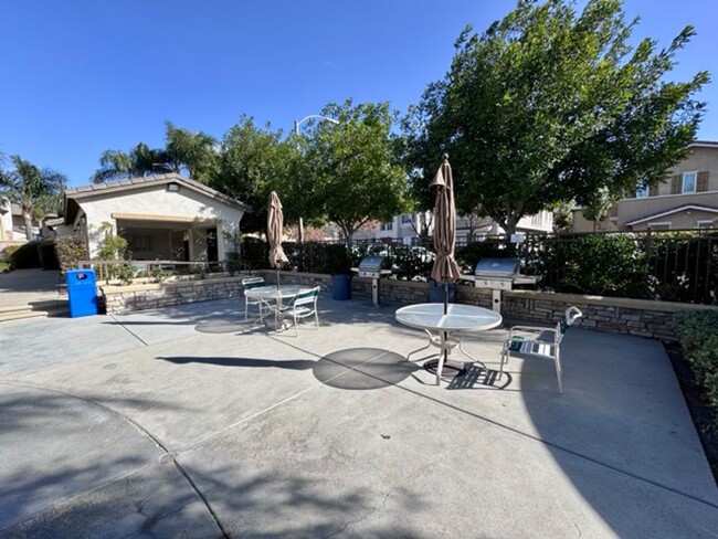 Building Photo - 1 bedroom Murrieta condo for LEASE with a ...