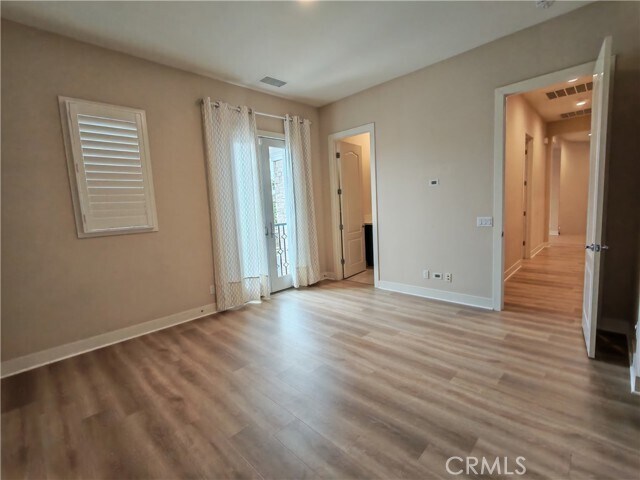 Building Photo - 55 Thrasher