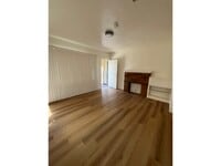 Building Photo - 2 Bedroom/ 1 bath Duet