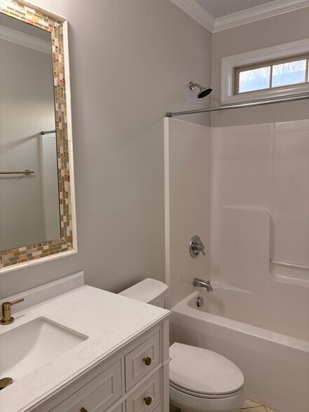 Bathroom-Level 1 - 123 Chelsea Park