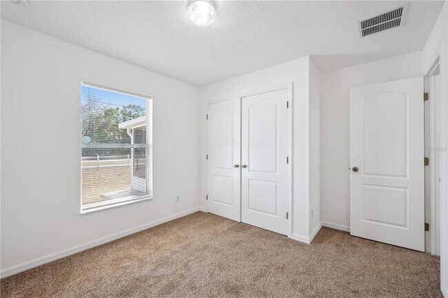 Building Photo - 1703 Sail Ct