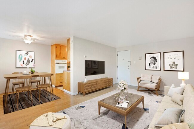 Building Photo - 66 Pearl