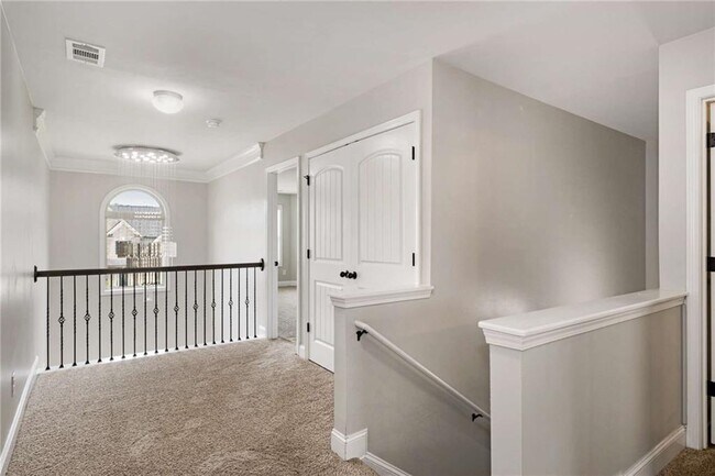 Building Photo - 829 Overlook Path Ln