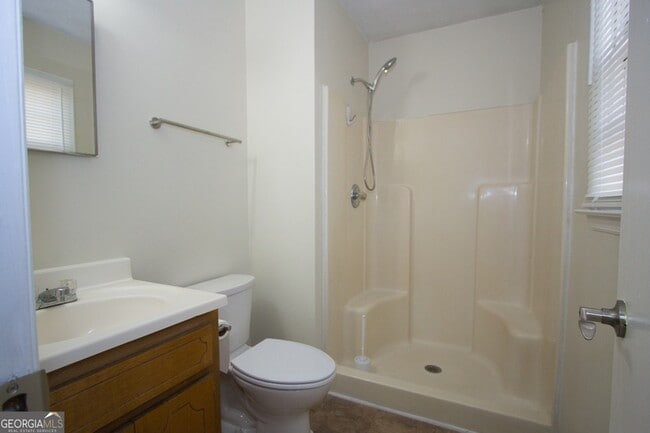 Building Photo - 4656 Bristol Dr SE