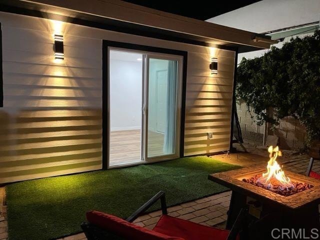 Building Photo - 137 Carnation Ave