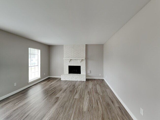 Building Photo - 19907 Gatling Ct