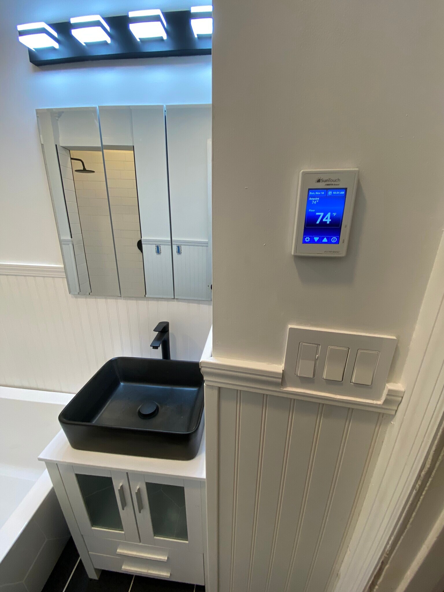 In-floor heat in Bathroom - 366 Hudson Ave