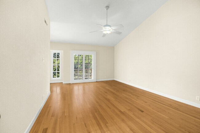 Building Photo - 95B Frederick St