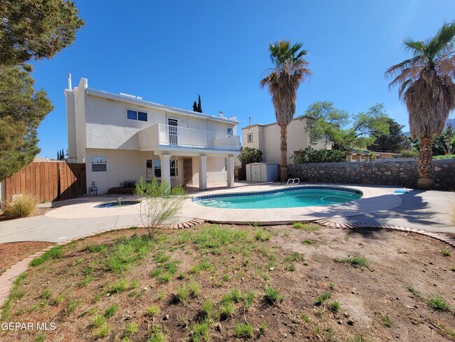 Building Photo - 6920 Imperial Ridge Dr