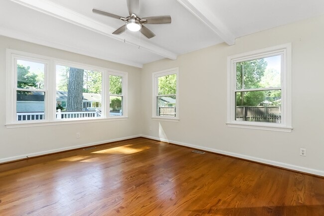 Building Photo - 120 Kohler Crescent