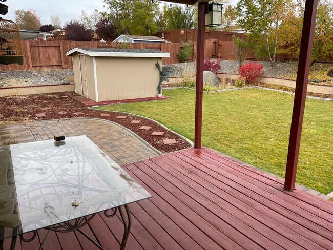 Building Photo - Outdoor built-in BBQ, deck, fully landscaped.