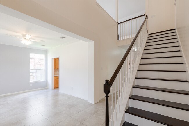 Building Photo - 12214 Meadow Ln Ct