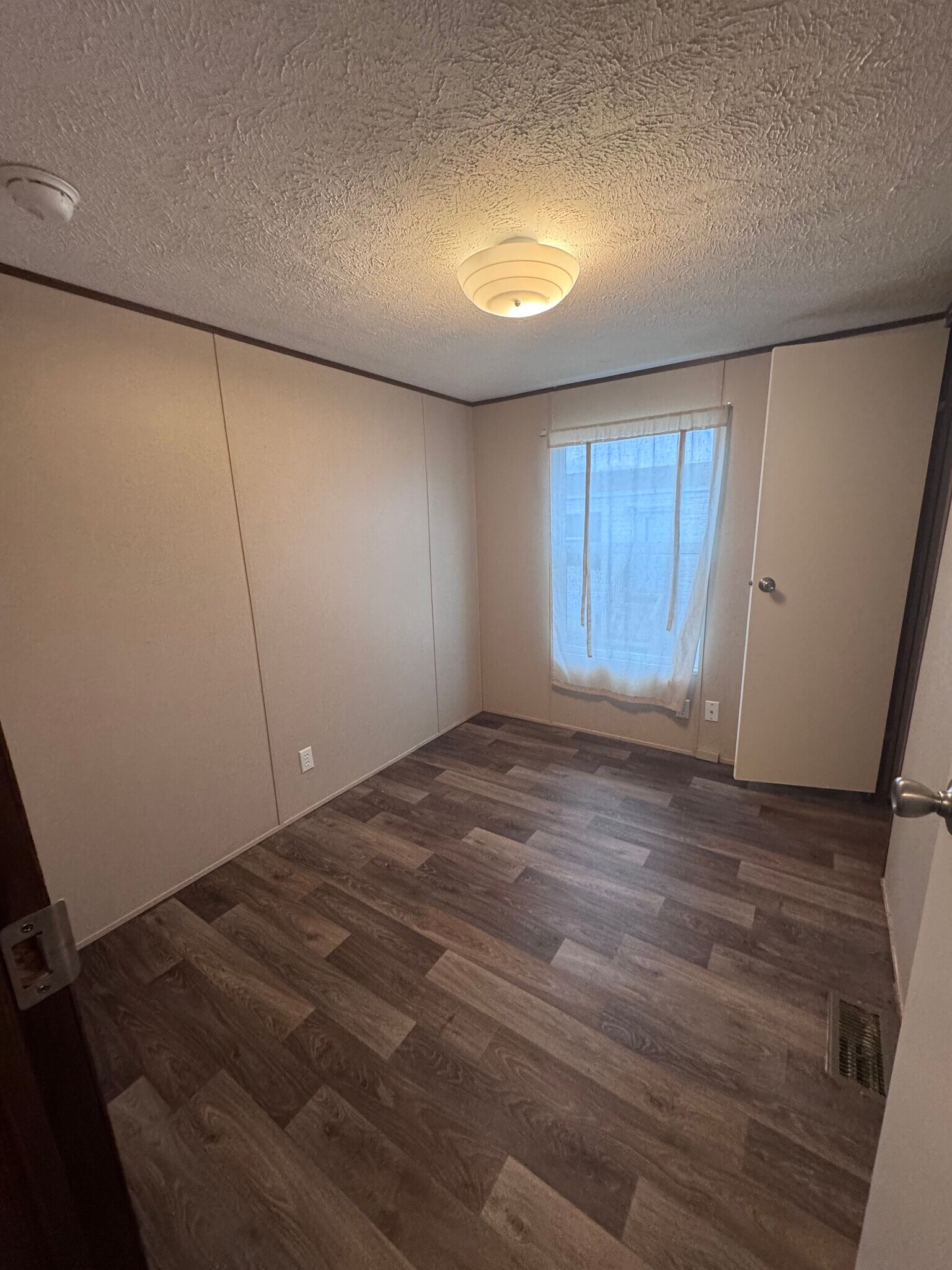 Building Photo - 181 Loyalty Ln