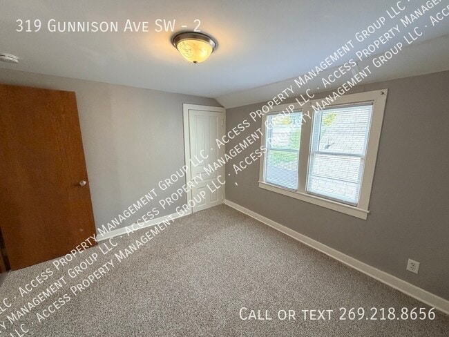Building Photo - 319 Gunnison Ave SW