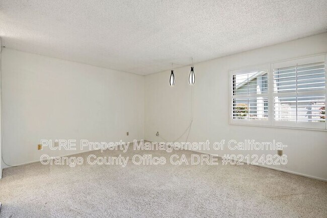 Building Photo - 8933 Amador Cir