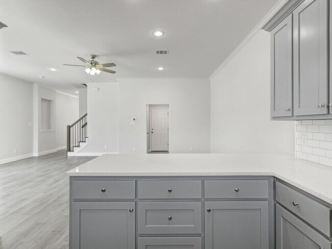 Building Photo - Brand New Luxury Townhouse in North Arlington