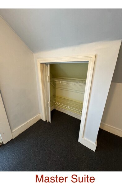 Building Photo - 10 S Kimball St