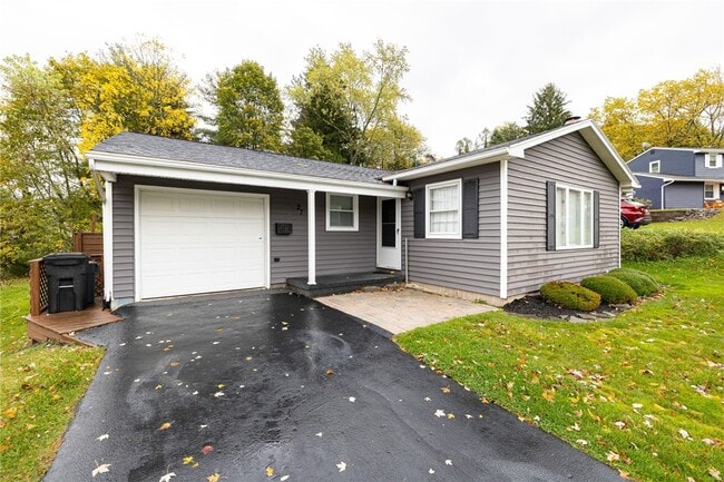 Building Photo - 27 Homestead Dr