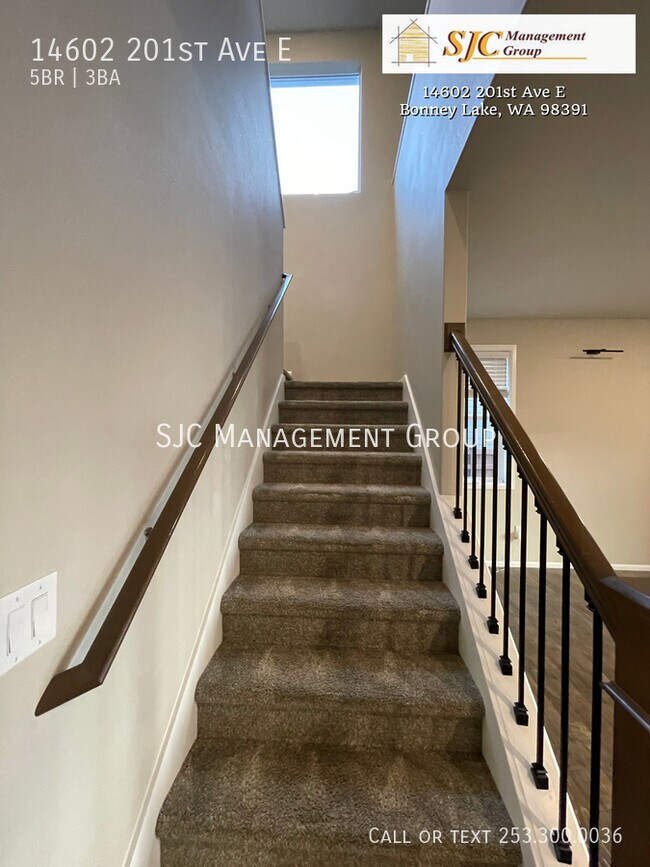 Building Photo - 14602 201st Ave E