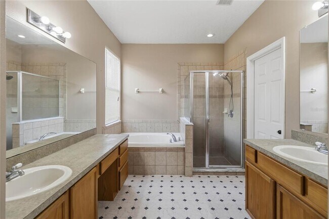 Building Photo - 2776 Cabernet Cir